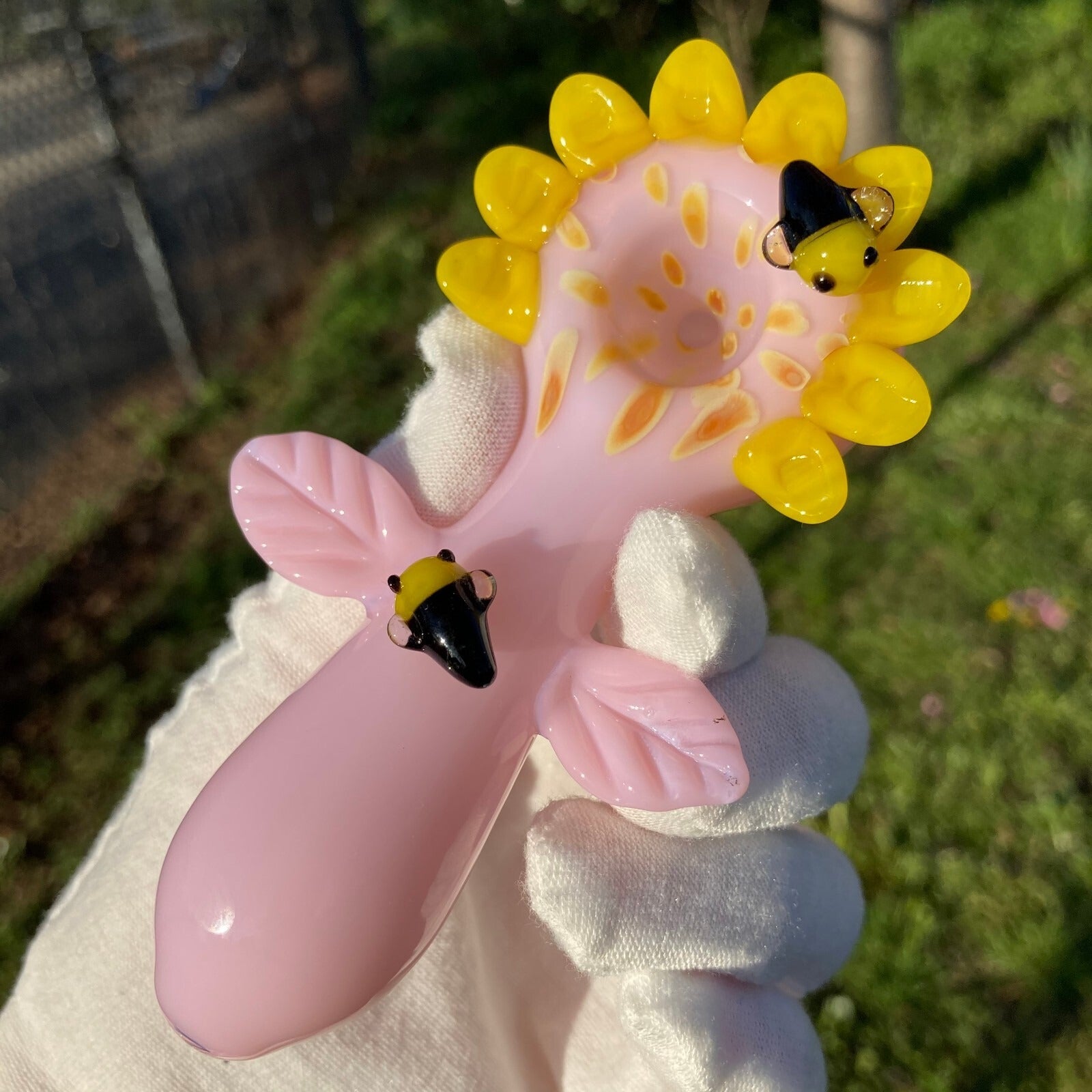 The Sunflower Glass Pipe Smoking Hand Spoon Pipe Tobacco Glass Smoke Bowl Gift