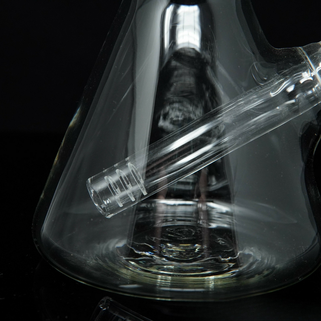 8.5” White Hookah Water Pipe Tobacco Smoking Beaker Pipe w/ Ice Catcher