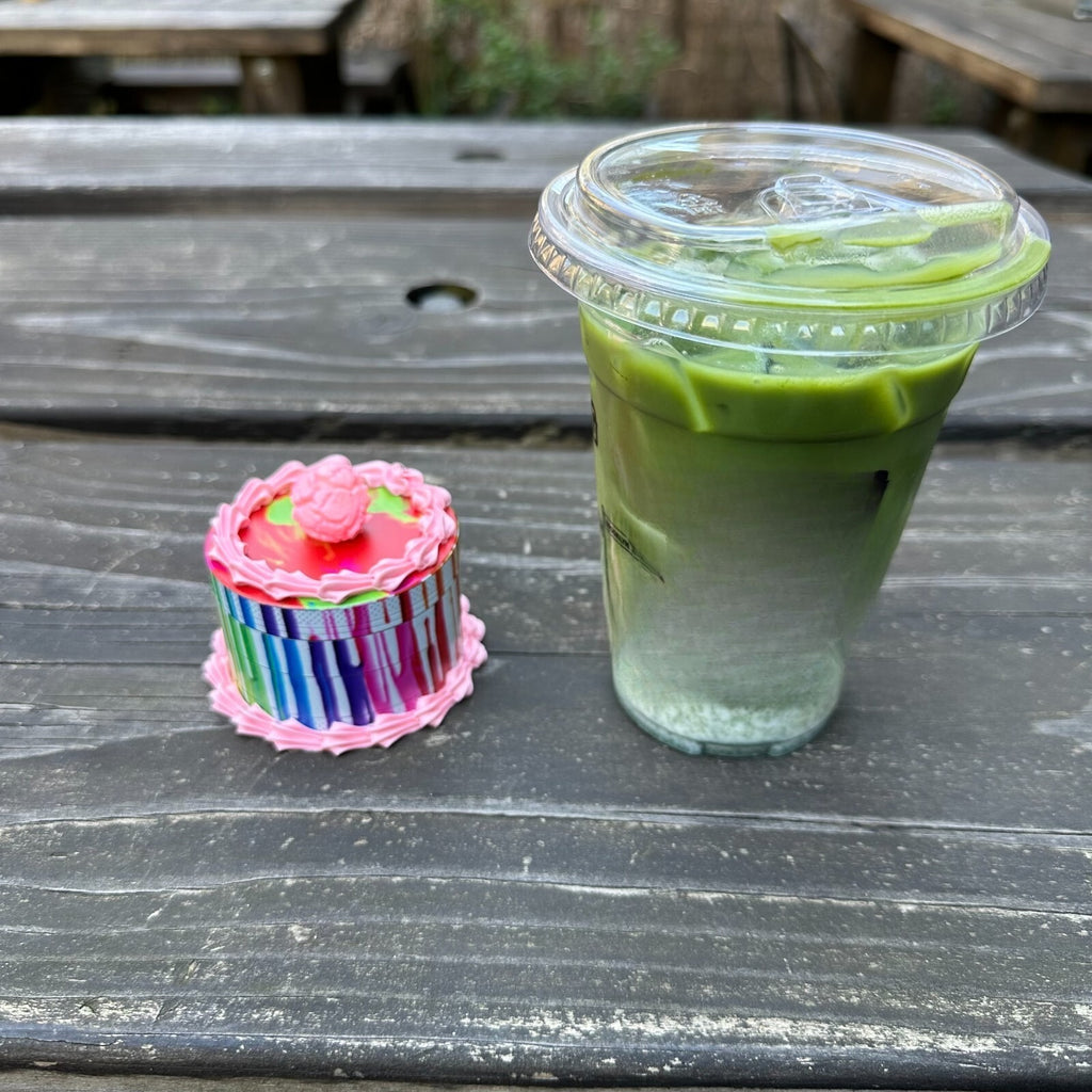 2.5 inch Cake Magnetic Lid Herb Grinder Spice Crusher