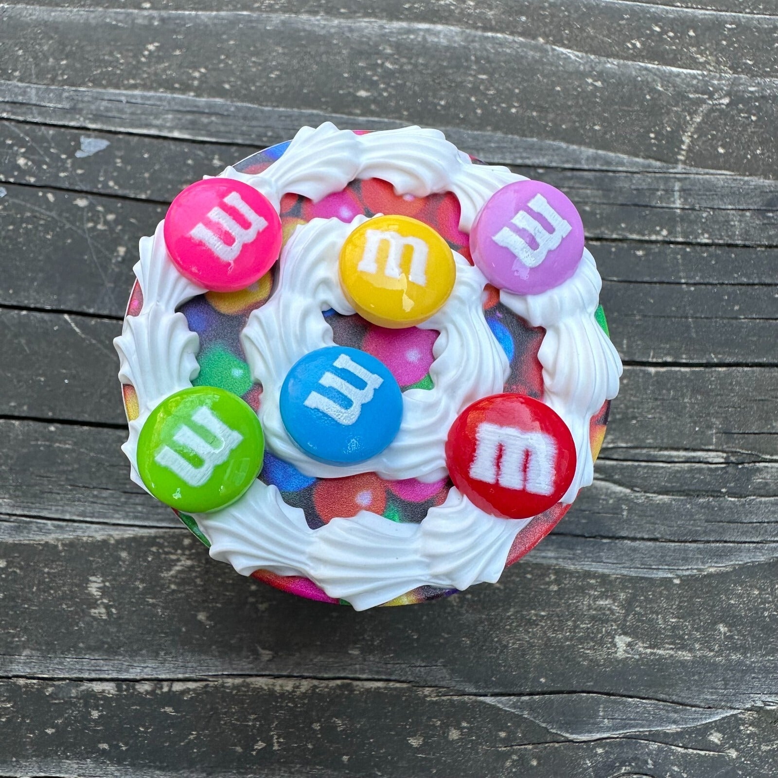 2.5 inch M&M Magnetic Lid Herb Grinder Spice Crusher